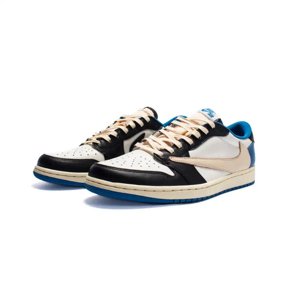 Tênis Air Jordan 1 Low x Travis Scott  Fragment Design