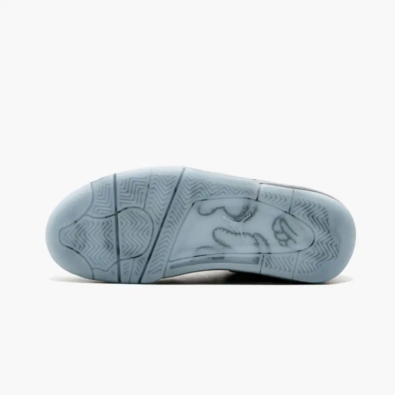 Tênis Air Jordan 4 x KAWS Retro Cool Grey