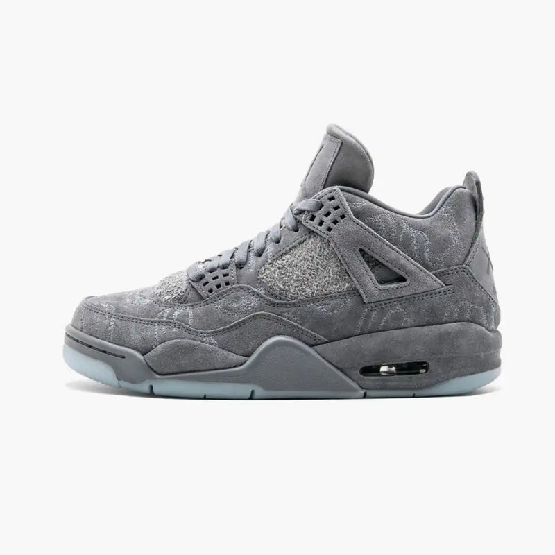 Tênis Air Jordan 4 x KAWS Retro Cool Grey