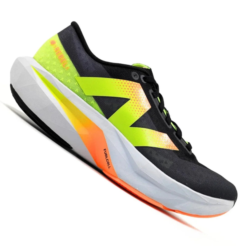 Tênis New Balance FuelCell Rebel V4 Preto/Verde