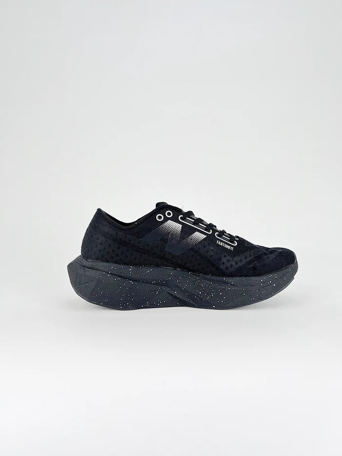 Tênis New Balance Fuelcell Supercomp Elite V4 - Preto