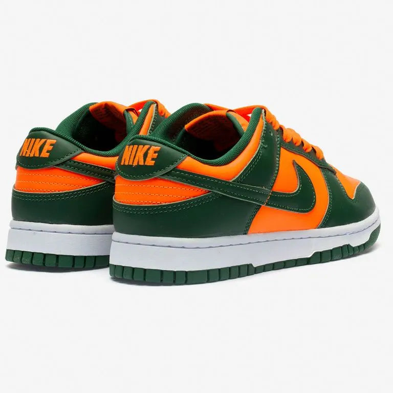 Tênis Nike Dunk Low Retrô