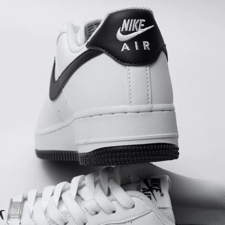 Tênis Nike Air Force 1 '07