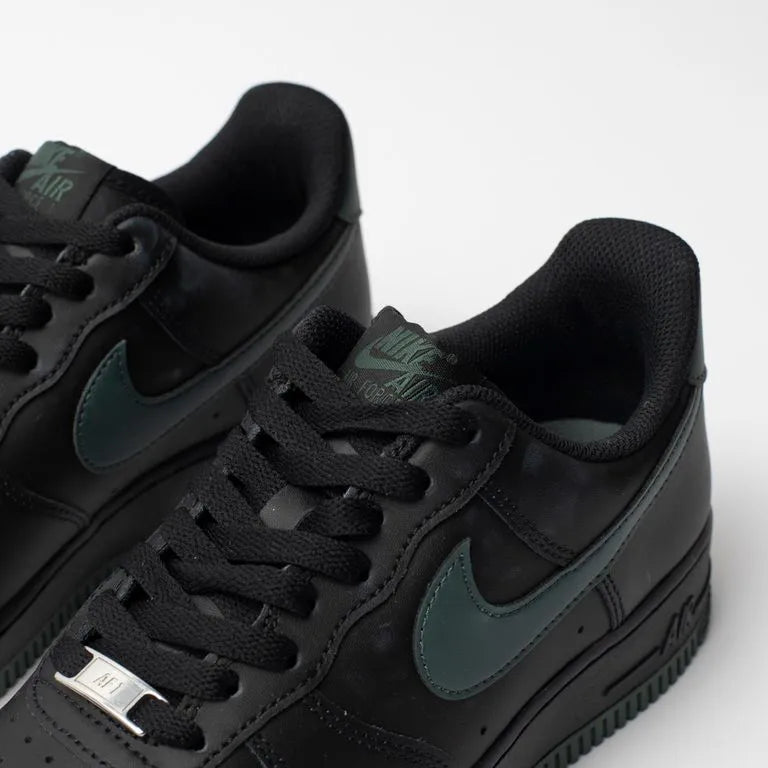 Tênis Nike Air Force 1'07 Vintage Green